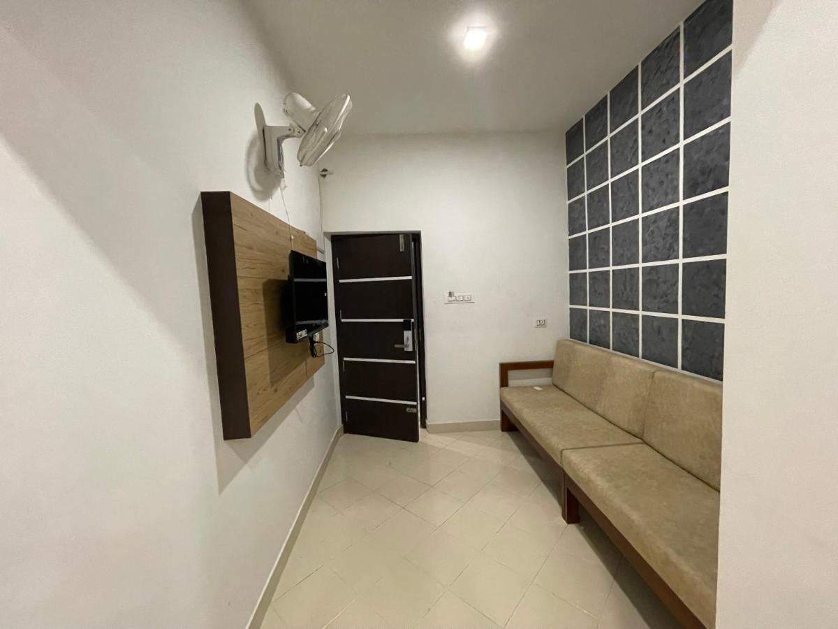 Hotel Pmr Grandays Malappuram Exterior foto